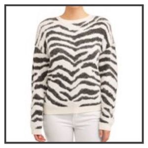 Time & Tru  XXL/2XG Zebra Print Fuzzy Pullover Sweater (20)